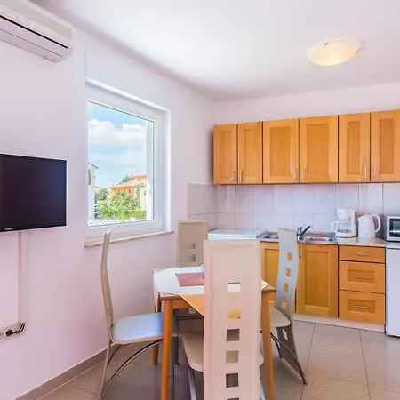 Boro - A3 First Floor - Mpolo Medulin