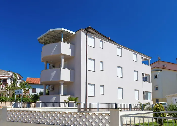 Apartament Boro - A3 First Floor - Mpolo